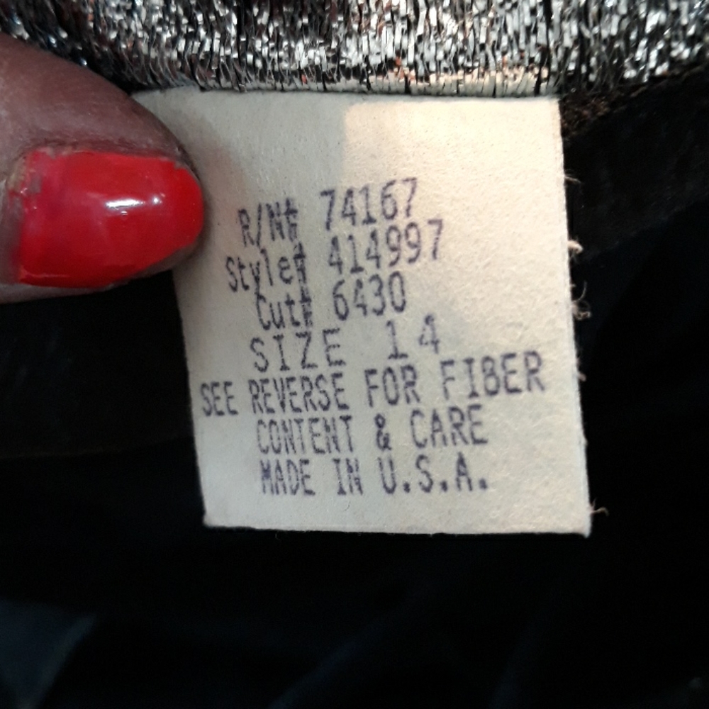 Dress - Picture 6 of 6